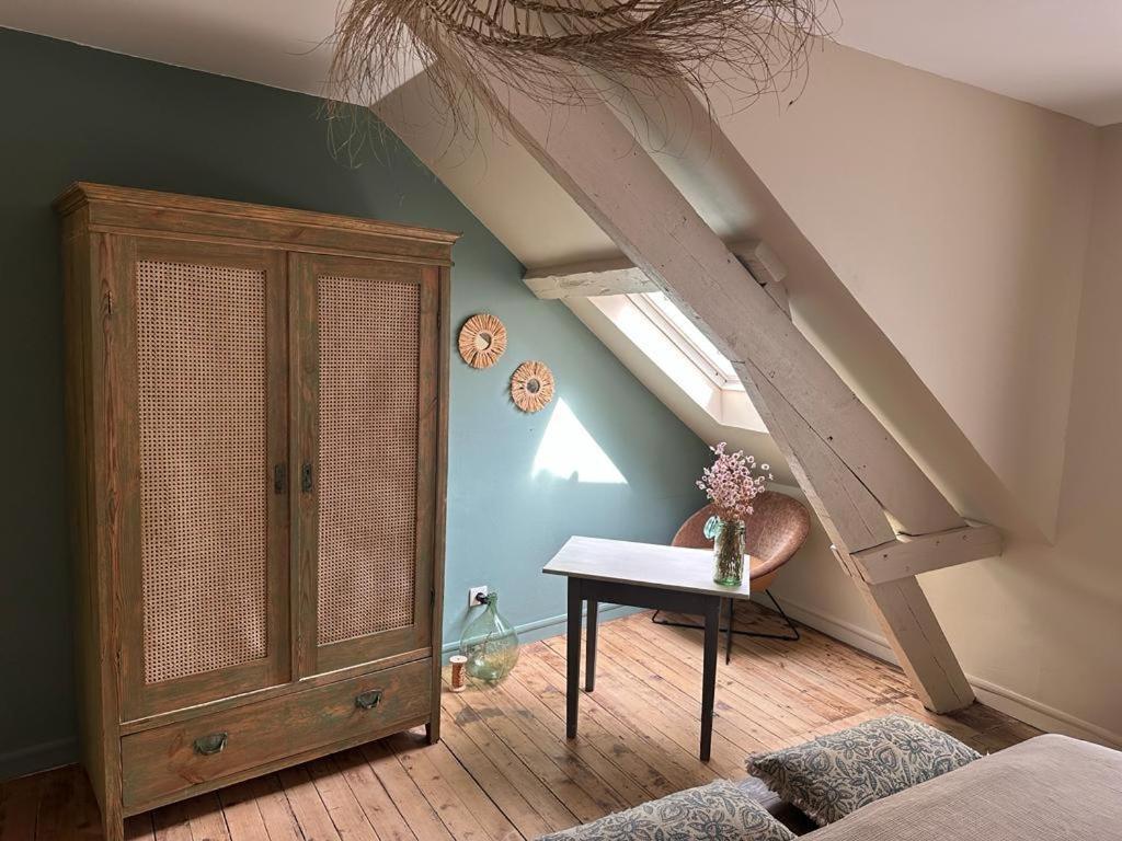 La Maison Du Tripot Honfleur Eksteriør billede