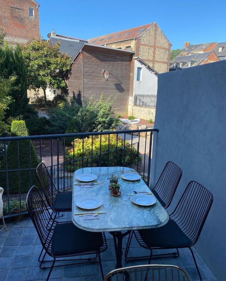 La Maison Du Tripot Honfleur Eksteriør billede